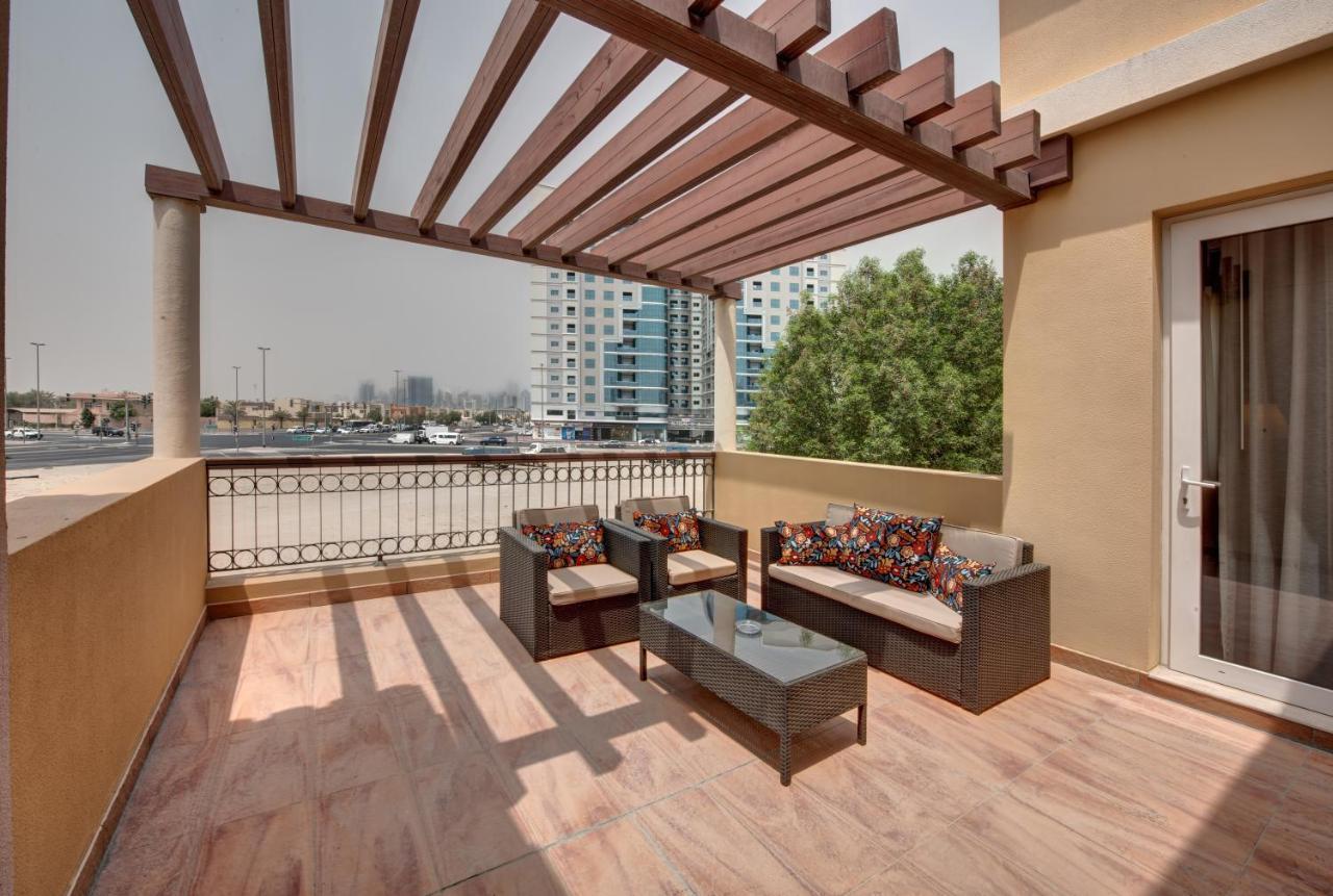 J5 Villas Holiday Homes Barsha Gardens Dubaï Extérieur photo